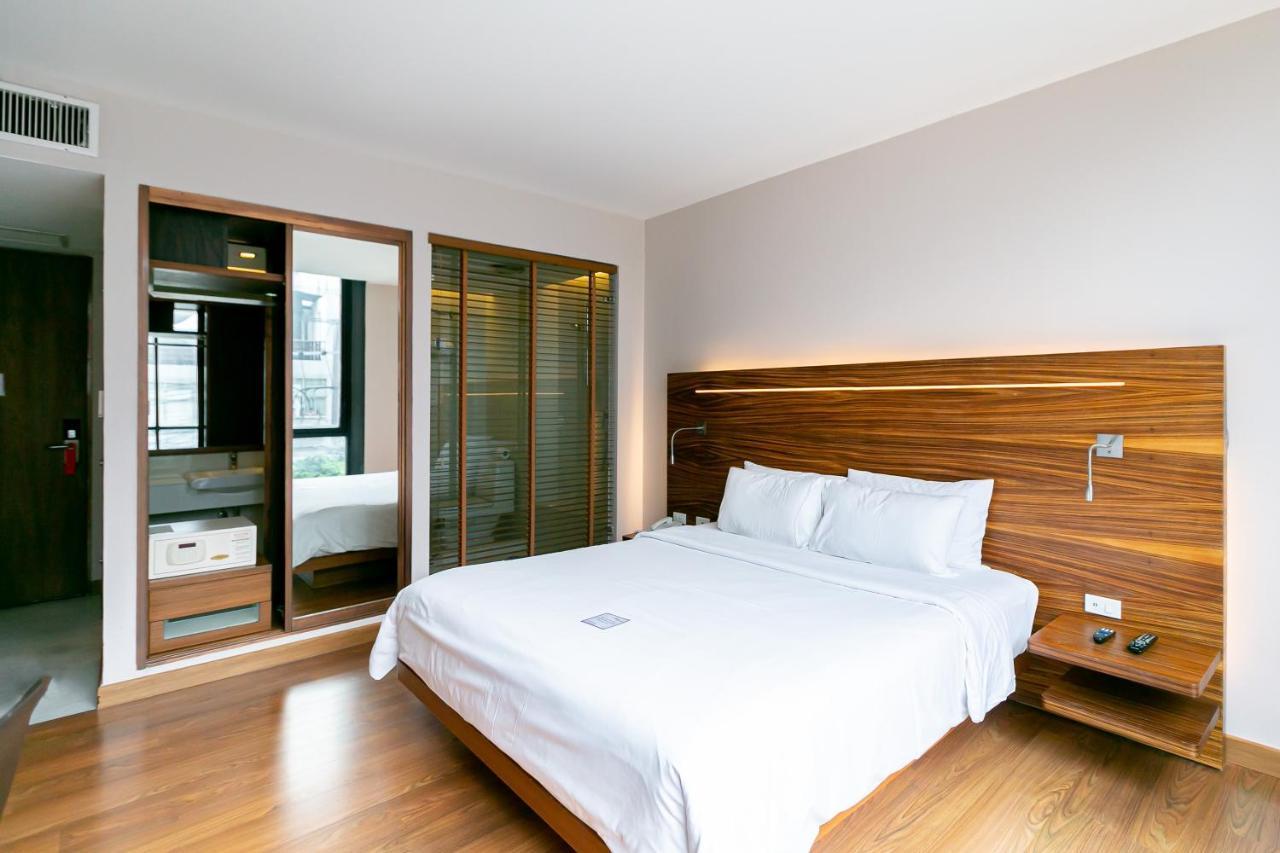 Sacha'S Hotel Uno Sha Bangkok Kültér fotó