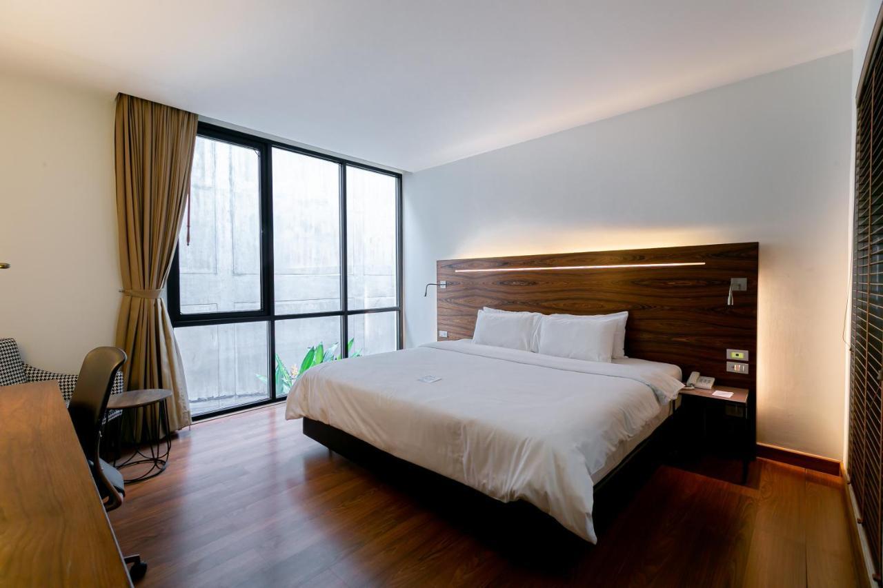 Sacha'S Hotel Uno Sha Bangkok Kültér fotó