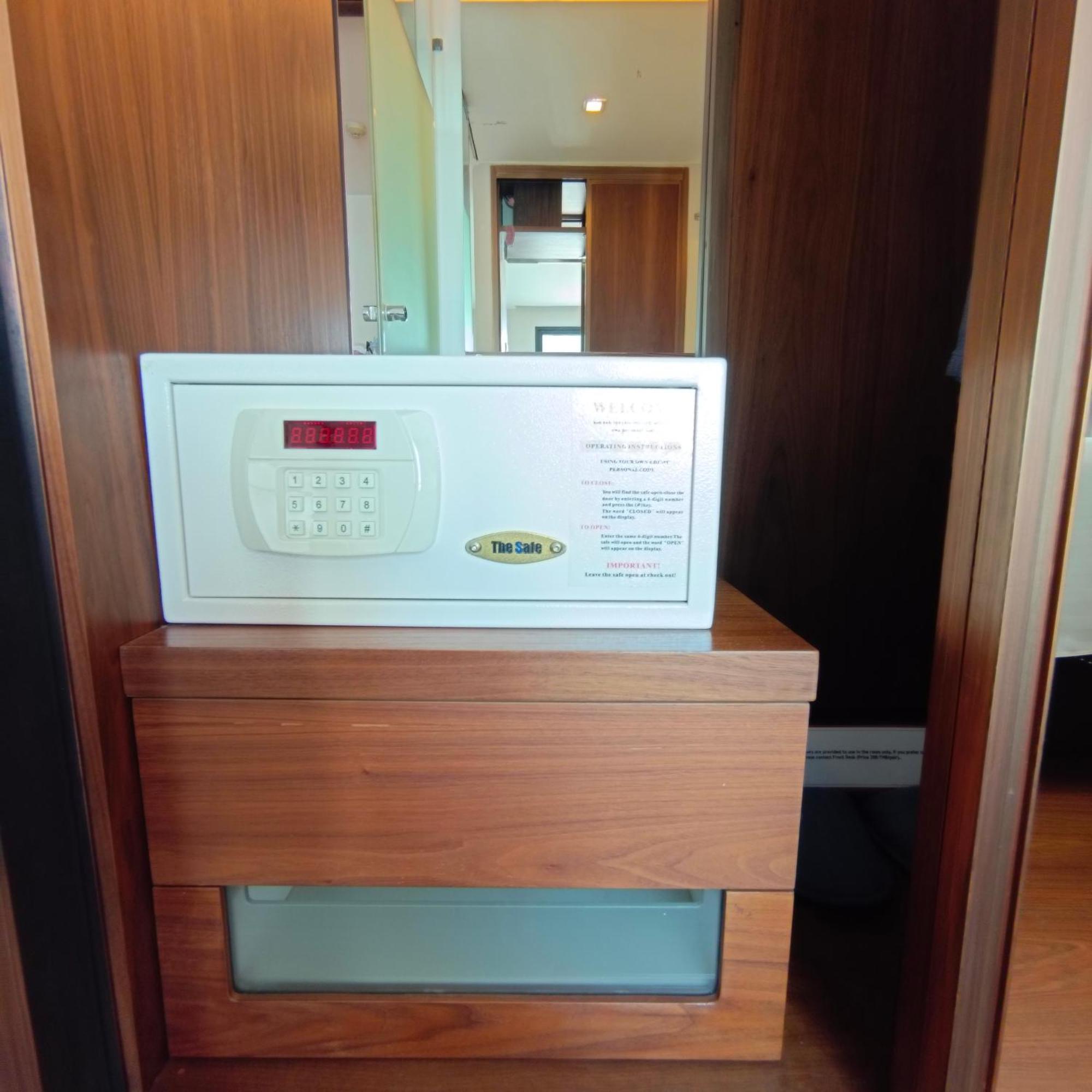 Sacha'S Hotel Uno Sha Bangkok Kültér fotó